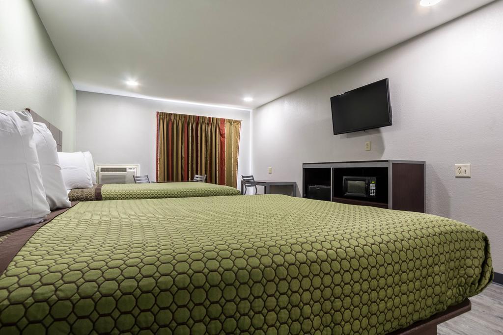 Scottish Inn And Suites Tomball Exterior foto